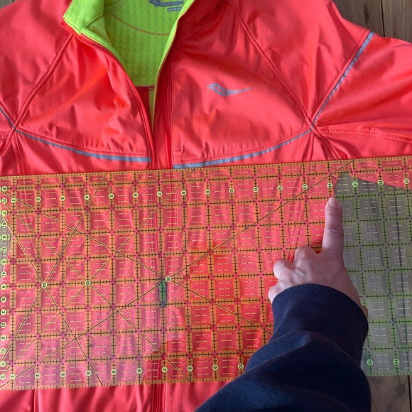 Saucony Nomad Running Jacket XS - Picture 9 of 12